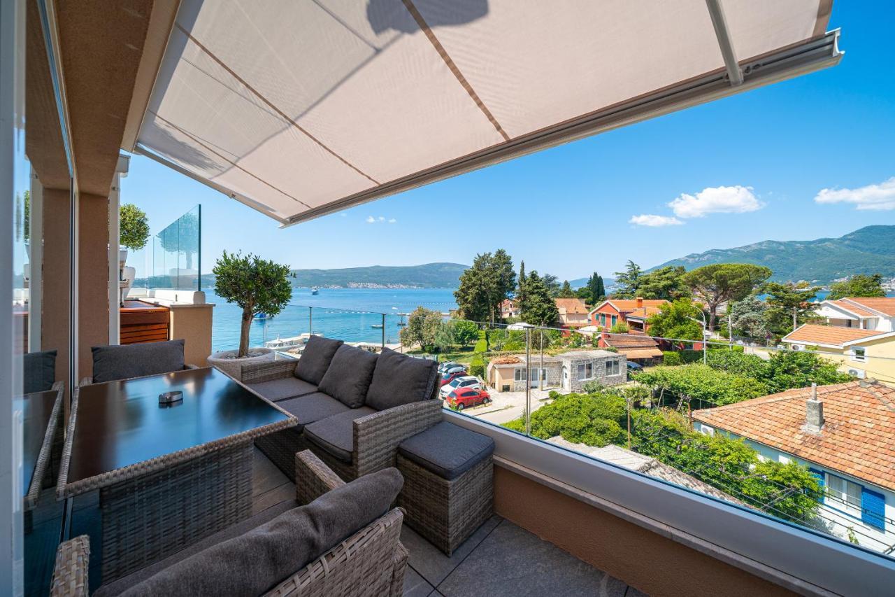 Elysium Tivat Apartment Exterior photo