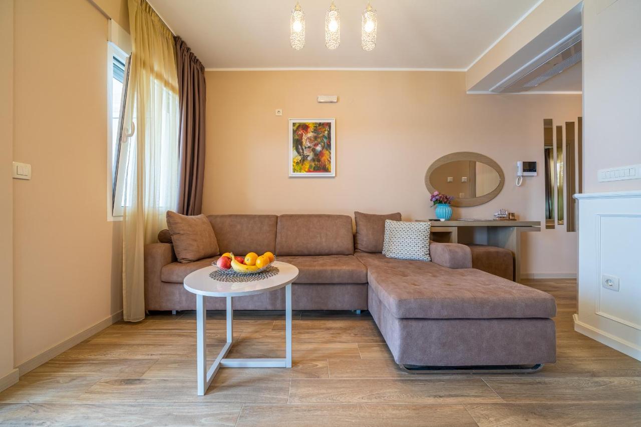 Elysium Tivat Apartment Exterior photo